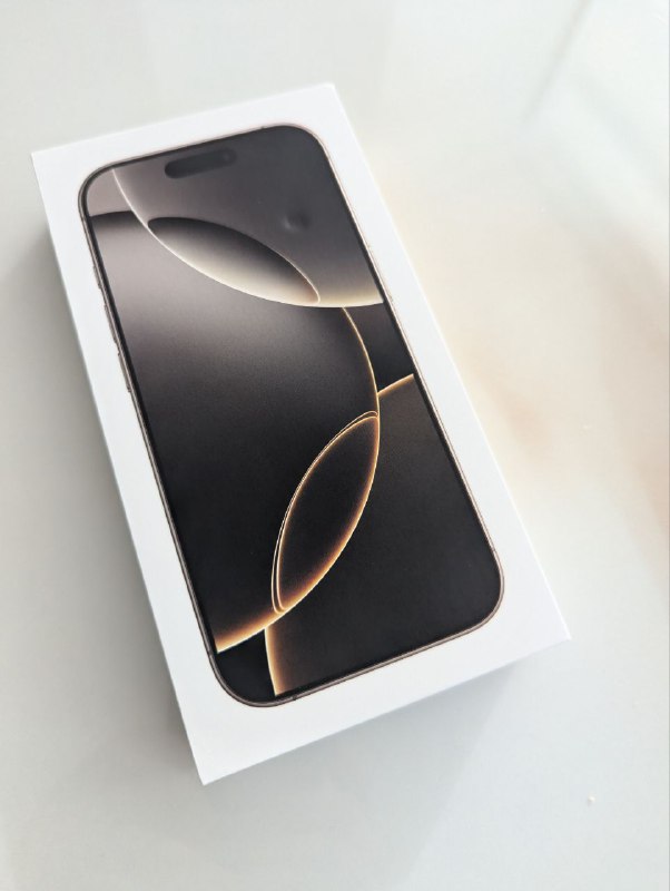 上次买iPhone是七年前了，一晃七年过去了才升级